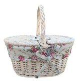 Lidded Picnic Basket with Garden Rose Lining