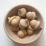 Wooden Acorns - set of 10 / Outlet