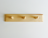 3 pegs rack