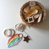 Carla's Treasure Basket - 25 sensory-rich objects