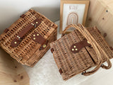 Swing Handle Hamper Picnic Basket