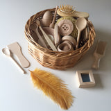 Carla's Treasure Basket - 20 sensory-rich objects