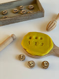 Carla’s Treasure Wooden Number Playdough Stamps / Double Sided 0-9 log slices